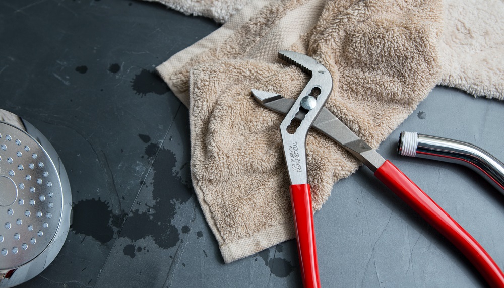 tile plier
