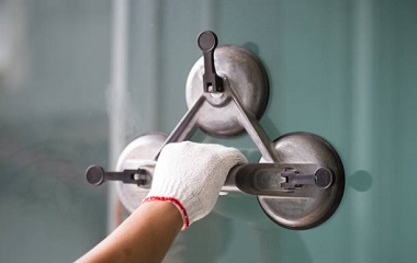 How suction cups work?