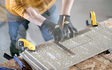 Best tile cutters: manual vs. electric(2)