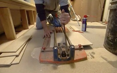 Best tile cutters: manual vs. electric(3)