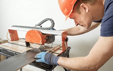 What is the best tile cutter for cutting tiles?